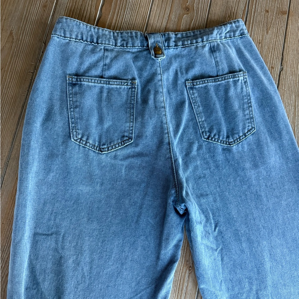 Amazon Light Blue Denim Vest and Pants Set - Picture 6 of 7